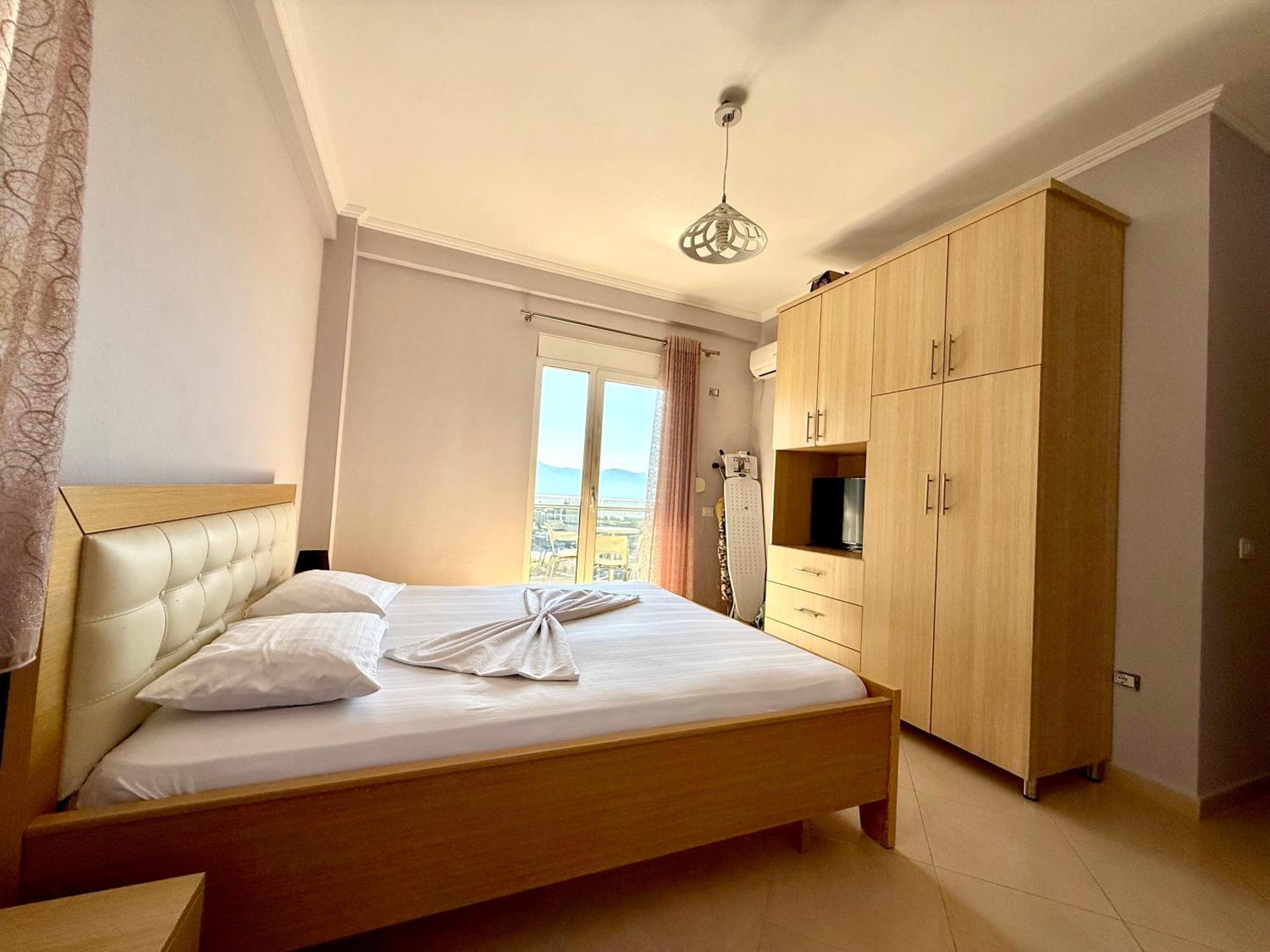 Spectacular Seaview Apartment Vlorë Buitenkant foto
